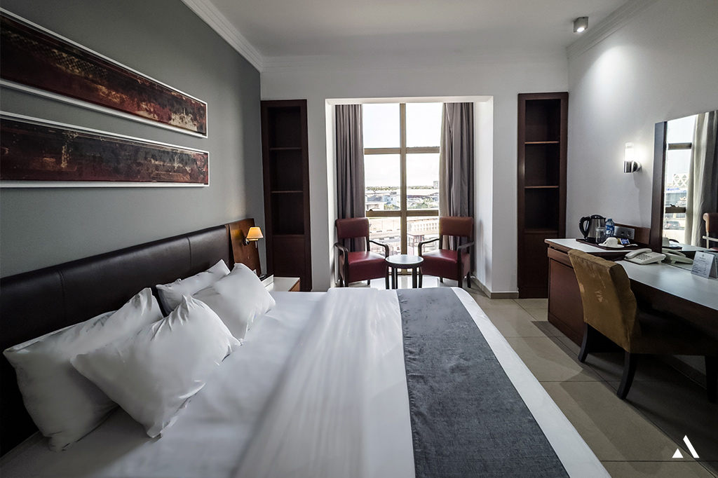 Avenue Suites Hotel bedroom